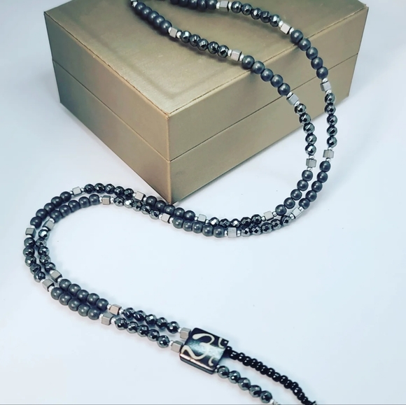 Hematite Om charm necklace 6 mm - Picture 3 of 4